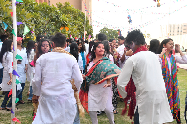 559pg_holi-2023-3.jpg